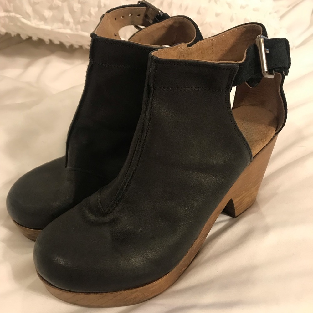 ✨Free People booties✨